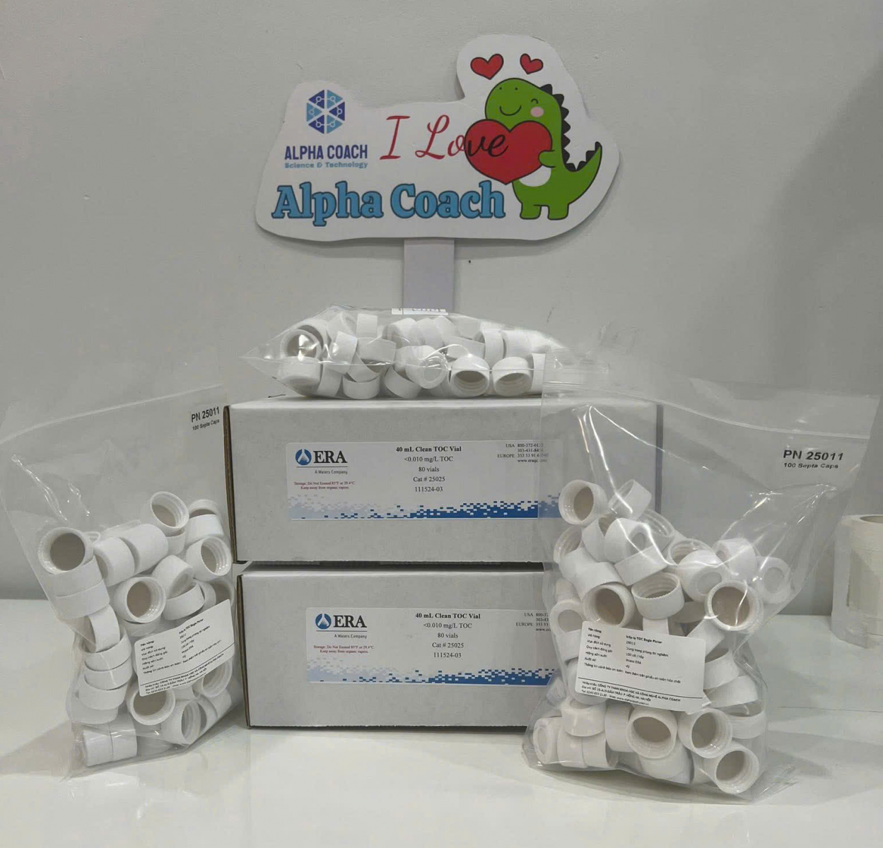 Nắp TOC CRM (chai siêu sạch) 60ml có chứa vách ngăn (Septa), 100c/túi dùng với thiết bị phân tích TOC Anatel A643 hãng Beckman Coulter