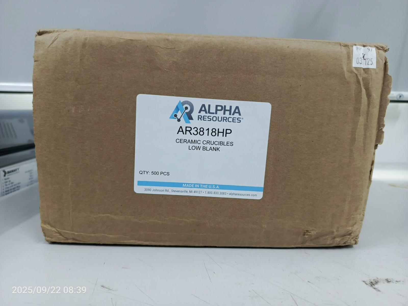 Chén nung bằng gốm, hàm lượng nền thấp, bọc giấy bạc, 500c/Hộp, Hãng Alpha Resouces, Mỹ