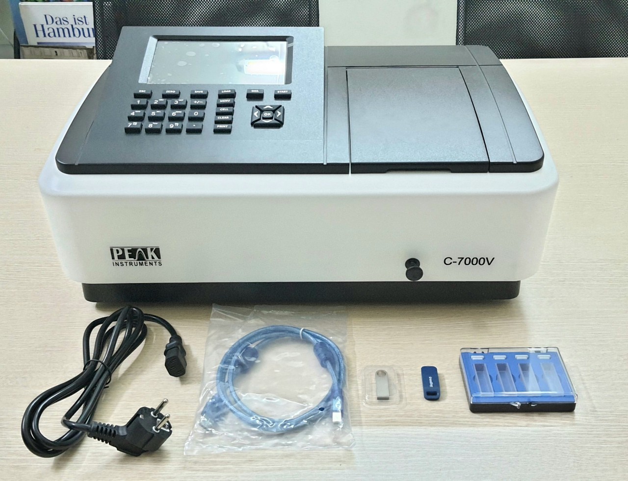 C-7000V, Thiết bị quang phổ 320 - 1100nm, 2nm, 1 chùm tia, hãng Peak Instruments, USA